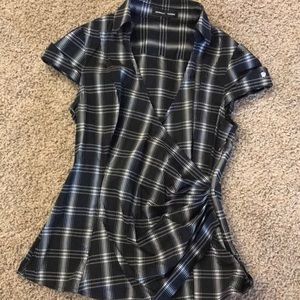 Black and white stretchy top